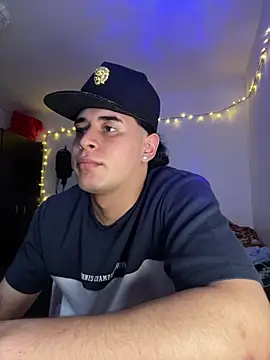 Maximuz1920 online show from 4, 4, 2026