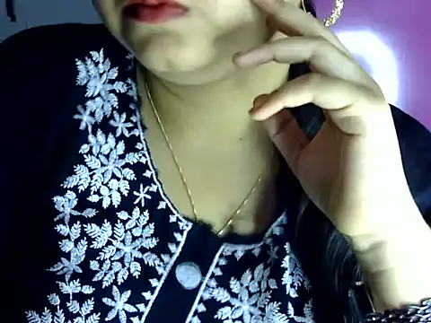 Snapshot of Cute_Aliyaa chatting on 30, 6, 2026 Cute Aliyaa online show from 30, 6, 2026