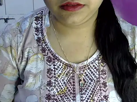 Snapshot of Cute_Aliyaa chatting on 18, 6, 2026 Cute Aliyaa online show from 18, 6, 2026