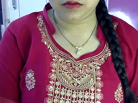 Cute Aliyaa online show from 23, 5, 2026