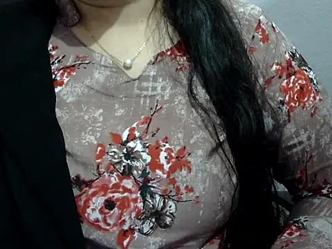 Cute Aliyaa online show from 8, 3, 2026