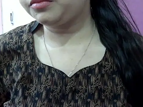 Cute Aliyaa online show from 10, 5, 2026