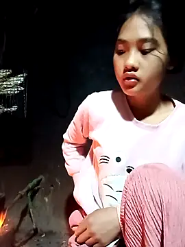 Hoa-tuylip online show from 25, 2, 2026