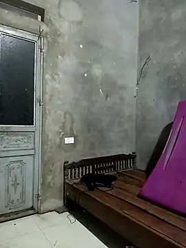 Hoa-tuylip online show from 23, 3, 2026