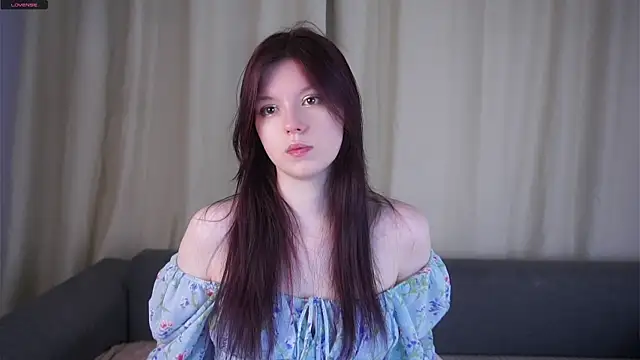 SelmaCarolfi online show from 15, 4, 2026