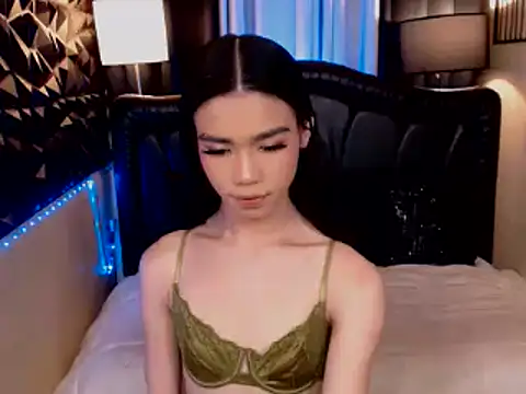 ItsurGirlMiana online show from 19, 2, 2026