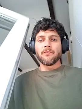 Snapshot of maks3588 chatting on 29, 4, 2026 maks3588 online show from 29, 4, 2026