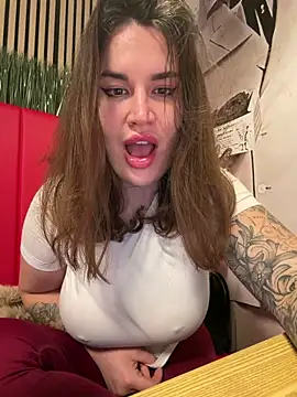 TattooGirlAlia online show from 8, 2, 2026