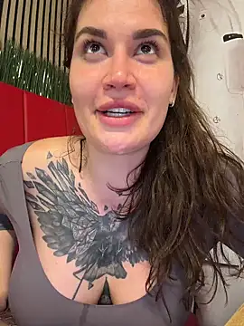 TattooGirlAlia online show from 2, 4, 2026