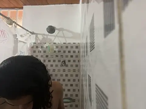 bliinkii and luka  online show from 28, 2, 2026