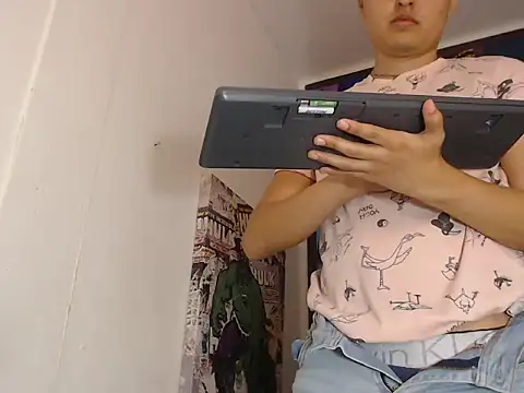 Kevin Charless online show from 18, 4, 2026