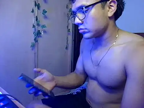 CreamKingg online show from 23, 4, 2026