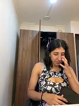 Violet rousse7 online show from 6, 3, 2026