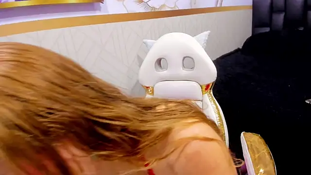 alicee  mature online show from 14, 3, 2026