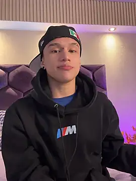 Dominik Souza online show from 4, 7, 2026