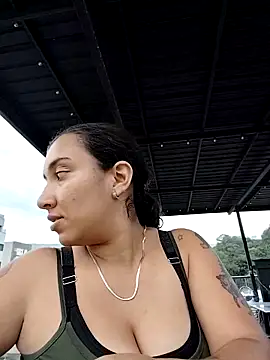 Robin H00t 2 online show from 12, 4, 2026