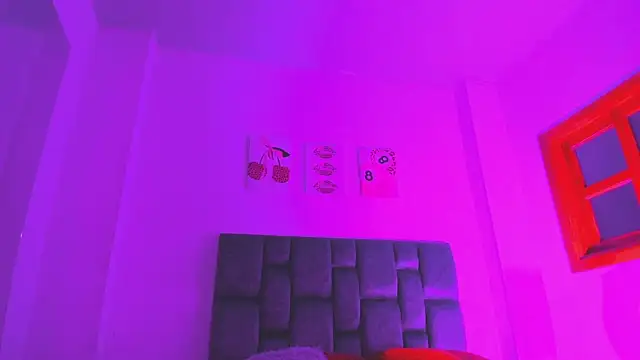 Isabella Moon9 online show from 30, 5, 2026