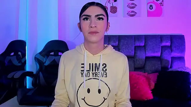 Isabella Moon9 online show from 7, 4, 2026