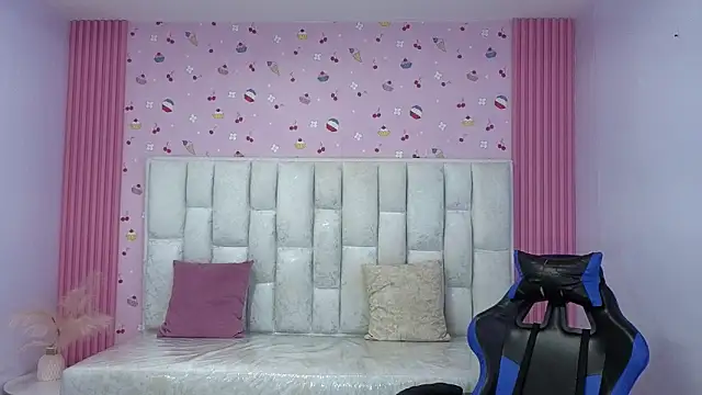 Snapshot of sarita_09_s chatting on 27, 5, 2026 sarita 09 s online show from 27, 5, 2026