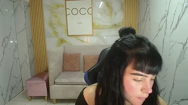 Snapshot of sarita_09_s chatting on 23, 4, 2026 sarita 09 s online show from 23, 4, 2026
