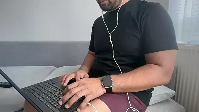 justonce2 online show from 12, 3, 2026