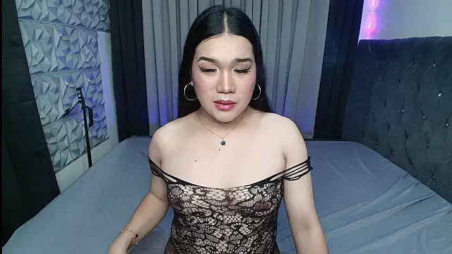 Avery West online show from 19, 4, 2026