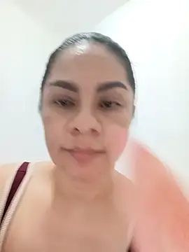 luna pinky online show from 3, 3, 2026