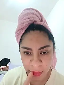 luna pinky online show from 14, 2, 2026