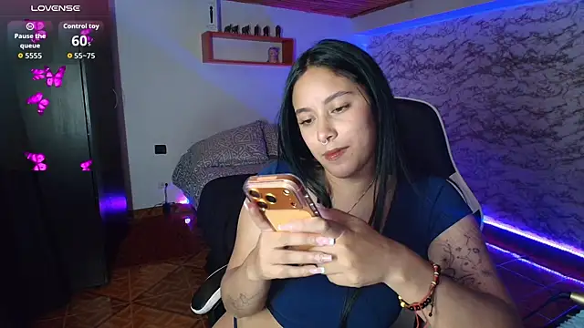 Snapshot of Camila_IRoose chatting on 14, 7, 2026 Camila IRoose online show from 14, 7, 2026