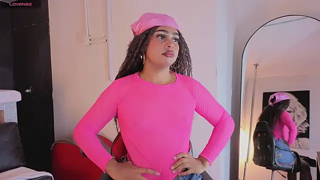 megara hott online show from 5, 3, 2026