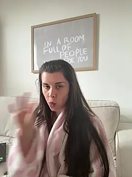 houseofnova online show from 23, 2, 2026