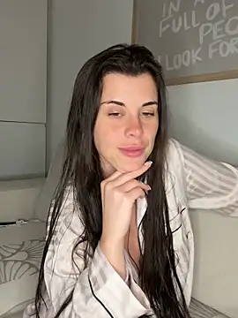 houseofnova online show from 25, 2, 2026