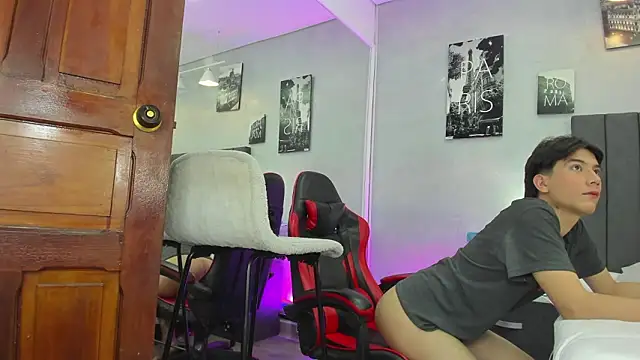 Raphael Nyon online show from 2, 3, 2026