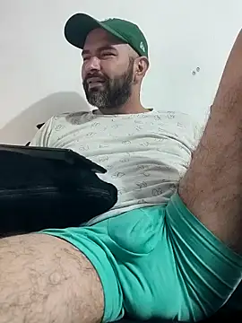 hairyandbigmann online show from 5, 2, 2026