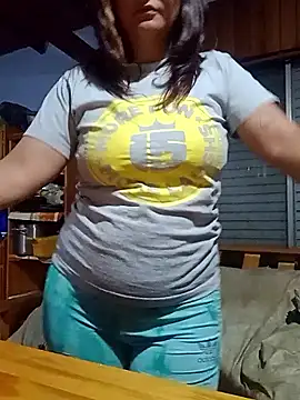kuramaqueen online show from 11, 4, 2026