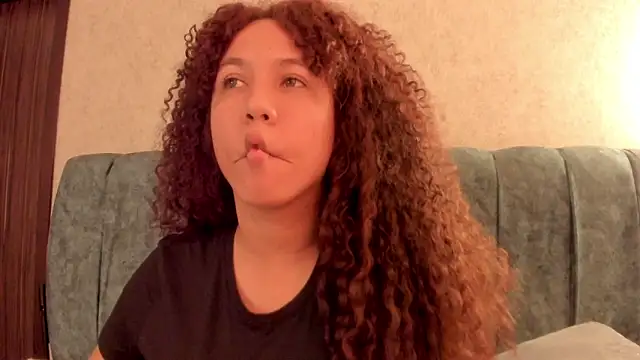 Aleera Walton online show from 11, 4, 2026