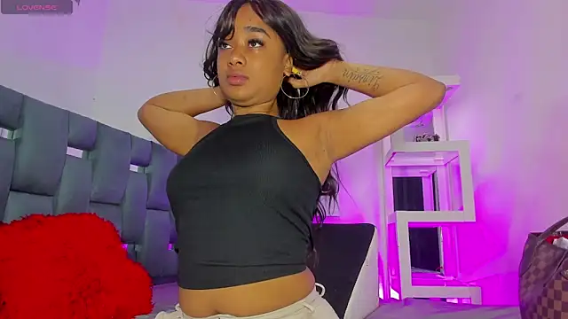 AgathaBladde online show from 24, 3, 2026