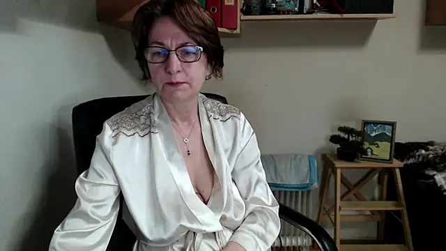 Snapshot of katemodel chatting on 7, 5, 2026 katemodel online show from 7, 5, 2026