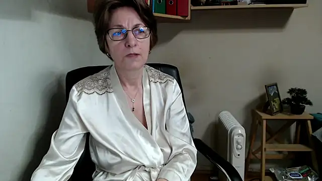 katemodel online show from 16, 2, 2026