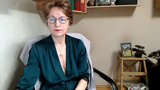 katemodel online show from 14, 1, 2026