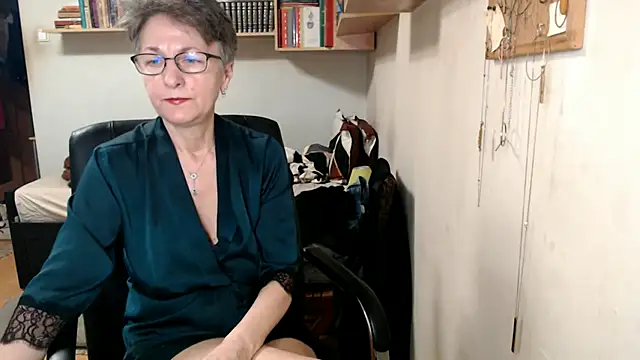 katemodel online show from 27, 10, 2025