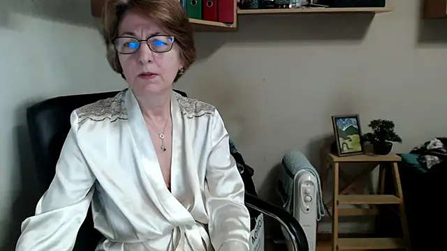 katemodel online show from 26, 3, 2026