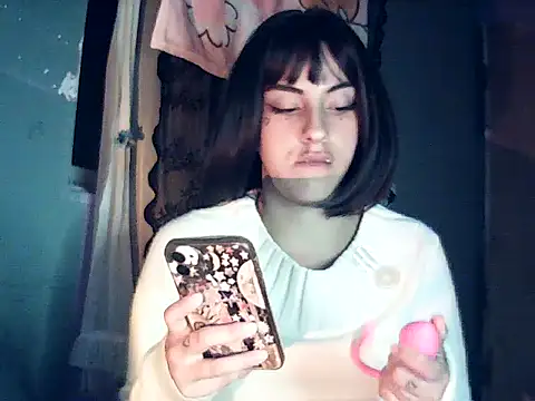 mimi miauu online show from 24, 4, 2026