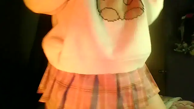 Snapshot of mimi_miauu chatting on 5, 6, 2026 mimi miauu online show from 5, 6, 2026