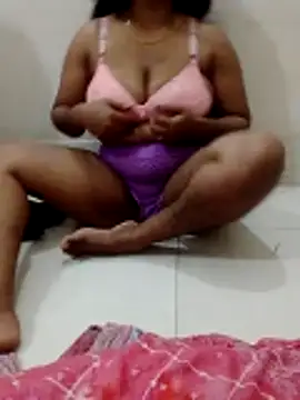 angel-rosse online show from 19, 4, 2026