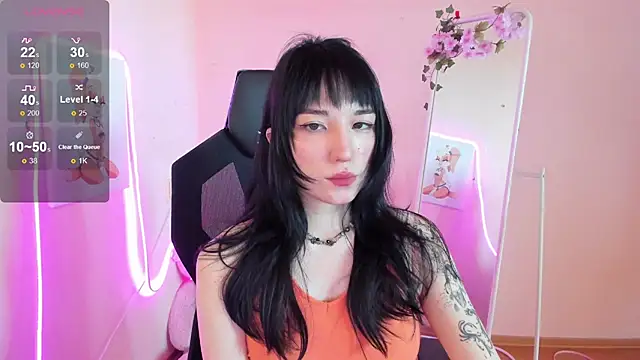 Snapshot of AliceeinWonderlanddd chatting on 17, 6, 2026 AliceeinWonderlanddd online show from 17, 6, 2026