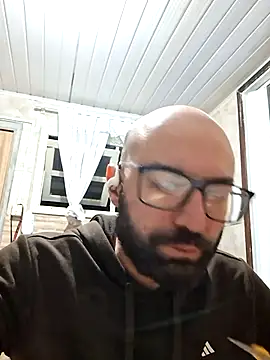 Snapshot of Robsonitj90 chatting on 3, 6, 2026 Robsonitj90 online show from 3, 6, 2026