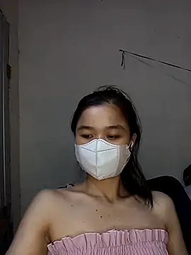 Daisy-lusia2026 online show from 19, 4, 2026