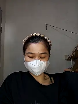 Daisy-lusia2026 online show from 22, 3, 2026