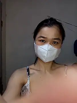 Daisy-lusia2026 online show from 18, 4, 2026